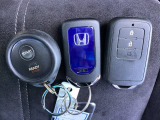 便利なスマートキー2個付きです。