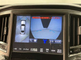 全周囲カメラ付きで車庫入れも安心ですね。