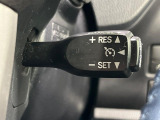 【クルーズコントロール】高速道路もラクラク走行。アクセルを離しても一定速度で走行ができ、長距離運転時の負担を軽減!加速・減速も簡単なスイッチ操作で調整できます。