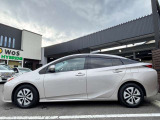 当店の販売車両は第三者機関(AIS)に依頼し、傷の箇所や修復歴などの300以上の検査箇所の品質チェックを実施しておりますのでご安心下さい。
