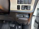 両側電動スライドドアスイッチ♪ ドアノブでも開閉できますが、お子様の乗降には、お父さん・お母さんの【愛情】をプラスして、開閉してあげてください(^^*)