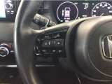 【ステリモ】ステアリングリモコンスイッチにてオーディオ操作可能となっており、運転にも集中できます。少しでも視線移動を減らし事故に遭う確率を下げます。