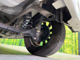 お車を安心してお乗りいただく為には、足回りの定期点検が欠かせません。サービスサポート(有償保証)では無料点検もご提供しており、安心のカーライフをお過ごしいただけるサポート体制が整っています。