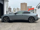 サービスにはドイツ本国と同様に教育と訓練を受け、BMWを知り尽くした「マイスターメカニック」が数多く在籍しております。納車前点検整備で、お客様に安心と安全をお届けいたします。