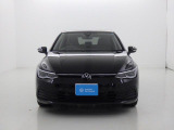 ドイツ車はフロントマスクに特徴がございます。一目でGOLFと分かるデザインです。在庫状況もお気軽にお問い合わせください。