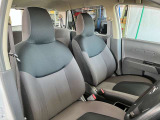 運転席シート廻りは使用感も少なく、良好な状態です。