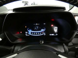 とっても見やすいメーターです。夜間時はラグジュアリーな気分にさせてくれる照明が魅力ですので、夜のドライブも楽しみになりますよ♪