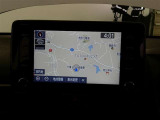 【ディスプレイオーディオナビ】タッチパネルで目的地セットも簡単です。※TV視聴機能・CD&DVD再生機能は搭載されておりません。