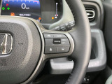 【レーダークルーズコントロール】高速道路での長距離走行が楽に!!自動で速度を保つクルーズコントロールが、衝突軽減システムと連携し、前方の車両を感知して車間を保つように速度調節してくれます!!