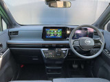 一体感のある運転席周り♪快適なドライブをお楽しみください&cap;( &acute;&forall;`)&cap;