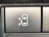 【パワースライドドア】スマートキーや運転席のスイッチでスライドドアの開閉が可能♪電動だから力を入れてドアを開ける必要が無く、小さいお子様でも、重い荷物を持っている時もラクに開け閉めできます♪