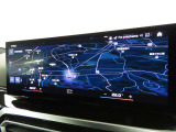 BMW iDriveナビゲーションシステム。ワイドで視認性に優れたスクリーン。