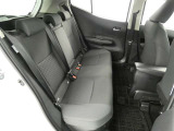 ゆとりある広々とした車内空間は、ドライブを始め買い物やレジャーなど、幅広く活躍します。一人でもみんなとでもお出かけを楽しみましょう!