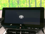 【12.3インチワイドナビ】高級感とインパクトのある大型ワイドナビを装備。各種オーディオ操作はもちろん、横長ワイド画面でのマップ2分割表示など、利便性も高いナビです♪