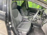 ドライバーによって運転しやすいポジションは異なり、あの車はどうなのか不安なこともありますよね。気になるお車は店頭で乗り込んでご確認いただけます♪