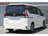 1年間無料保証の「ワイド保証」とプラス2年最長3年の組み合わせ「ワイド保証プレミアム」も お選び出来ます。走行距離無制限!全国3000か所の日産サービス工場ご利用可能です。