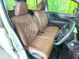 運転席シート廻りは使用感も少なく、良好な状態となっています。丁寧に使われていたことがよくわかりますね。