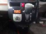 見方が分からないときは、どんなことでも中古車選びのプロであるスタッフにおたずねください。