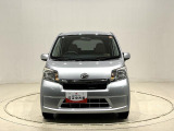 発売時ガソリン車NO.1の低燃費を達成!ふだん使いやちょっとしたお出かけにぴったり。流れるようなフォルムが特徴のムーヴ前期モデルが入荷致しました。