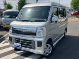 お買い得の中古車各種取り揃えております。 右フロントライト廻り修理跡 インサイドパネル一部交換跡