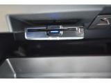 ETCは助手席前グローブBOX内に装備されています