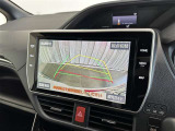 バックガイドモニターで、後方を確認しながら安心して駐車することができます。運転初心者も熟練者も必須の機能ですよ!