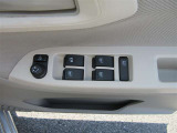 運転席側ドア内側の写真になります。汚れが目立つ部分になりますが、クリーニングも行っております。