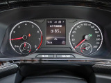 厳格な専門教育を受け、フォルクスワーゲン車をケアし続けて培った豊富な知識と専門機器を使いこなす熟練の技術をもとに、あなたのクルマを的確に診断してベストコンディションに仕上げます。