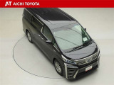 両側パワースライドドア付きだから、狭い駐車スペースなどでの乗り降りラクラク♪小さなお子さまのいるご家庭には嬉しい装備です。