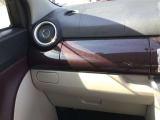 車検が残っているお車です。時間がかからずご納車可能です。お問い合わせはお気軽に、『カーセンサーを見た!』とお電話ください。