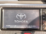 【純正ナビ】人気の純正ナビを装備しております。ナビの使いやすさはもちろん、オーディオ機能も充実!キャンプや旅行はもちろん、通勤や買い物など普段のドライブも楽しくなるはず♪