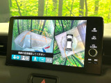 【マルチビューカメラシステム】専用のカメラにより、上から見下ろしたような視点で360度クルマの周囲を確認することができます☆死角部分も確認しやすく、狭い場所での切り返しや駐車もスムーズに行えます。