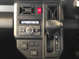 温度を設定すれば、自動で車内の温度管理をしてくれる優れものです♪ATミッションで運転楽々