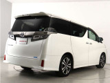 当店では、厳選された車両のみ展示しております。アルファード・ヴェルファイアに特化した専門店ならではの豊富な在庫の中から、お気に入りの一台をお探しください!