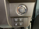 WEB掲載時にはお車に付いている装備と、様々な写真をたくさん載せるように心がけております。1台1台特徴をとらえたキャッチコメントを掲載しています。