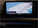 純正HDDナビはワイド画面で視認性も良く、2画面切り替えetc機能も充実しております。
