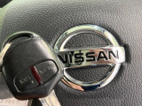 【キーレス】少し離れた場所からでもボタン一つでドアの開錠・施錠ができるのでとっても便利!ドアの鍵穴周りに傷をつけることもありません♪