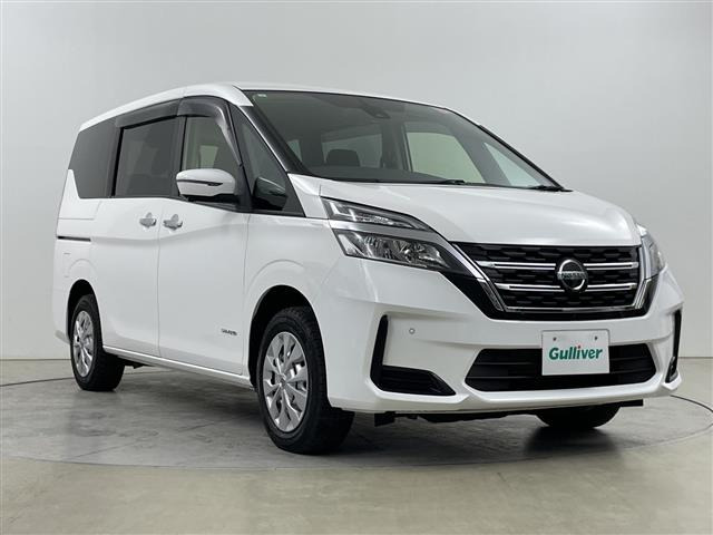 セレナ2.0 B 4WD修復歴無し