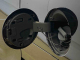 WEB掲載時にはお車に付いている装備と、様々な写真をたくさん載せるように心がけております。1台1台特徴をとらえたキャッチコメントを掲載しています。