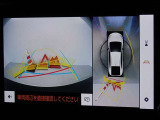 バックガイドモニターを装備しています、車庫入れもラクラクです。パノラミックビューモニターを搭載しています、上からの画像も表示されます。