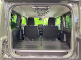 普段のお買い物や通勤、送迎等に十分な荷室スペースを確保しております。セカンドシートを倒すと、大きな荷物の積載も可能です♪
