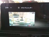 ドライブレコーダーの映像も映す事が可能です。