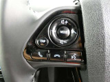 Bluetooth接続でハンドルを握ったままステアリングスイッチで電話のワイヤレス通信が可能です。