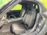 運転席シート廻りは使用感も少なく、良好な状態となっています。前オーナー様が丁寧に使っていたことがよくわかりますね。