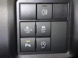 【横滑り防止機能】 車両走行安定補助システム搭載  車が横滑りしそうになった際に、横滑りを防ぐ安全装備が付いています。