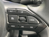 【レーダークルーズコントロール】高速道路での長距離走行が楽に!!自動で速度を保つクルーズコントロールが、衝突軽減システムと連携し、前方の車両を感知して車間を保つように速度調節してくれます!!