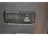 非常時やキャンプなどに役立つ AC100V/1500W コンセント付きです。