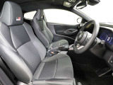スタイリッシュな室内で運転もしやすいです♪使い勝手の良い配置も考えられています!!
