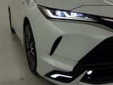 フォグランプ装着車です。暗い夜道の車両前方を明るく照らします