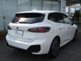 名鉄AUTOオリジナルコーティングMコートをはじめウインドフィルム施工、ドライブレコーダー取付、BMWパフォーマンスアクセサリーなど各種承ります。